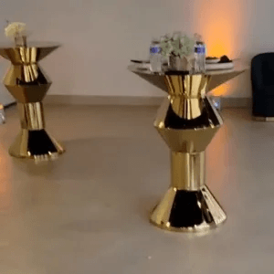 Cocktail table
